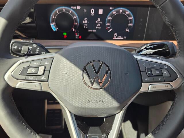 2027 Volkswagen Atlas SEL Premium R-Line