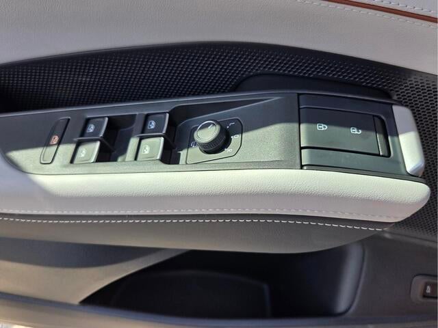 2027 Volkswagen Atlas SEL Premium R-Line