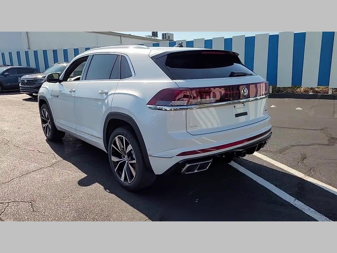 2026 Volkswagen Atlas Cross Sport 2.0T SEL Premium R-Line