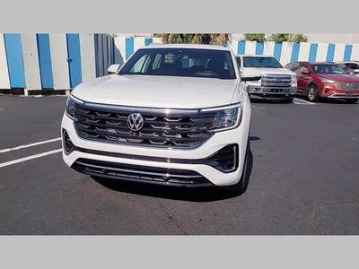 2026 Volkswagen Atlas Cross Sport 2.0T SEL Premium R-Line