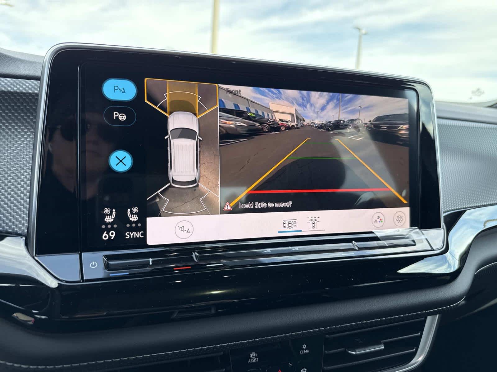 2026 Volkswagen Atlas Cross Sport 2.0T SEL Premium R-Line