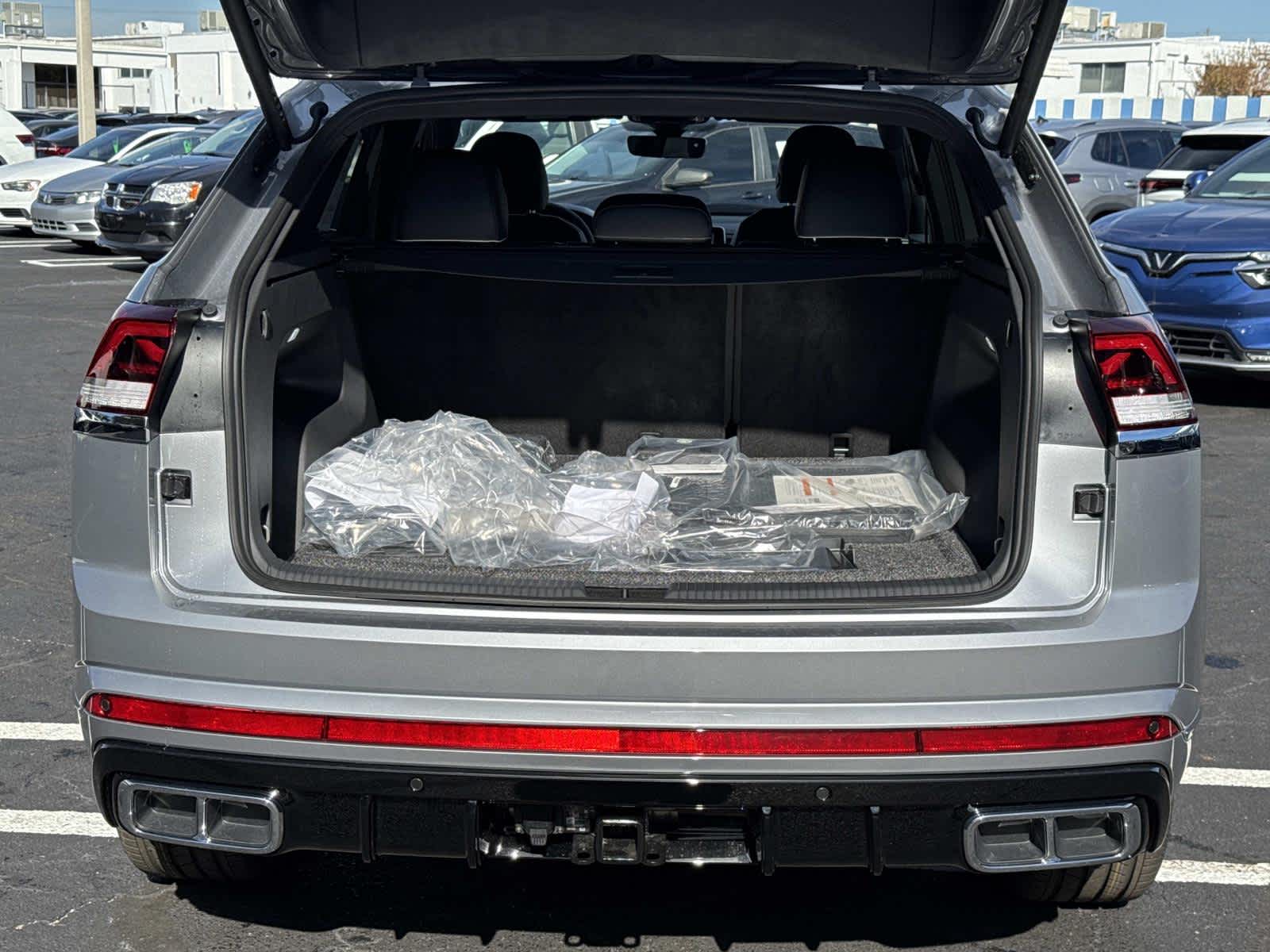 2026 Volkswagen Atlas Cross Sport 2.0T SEL Premium R-Line