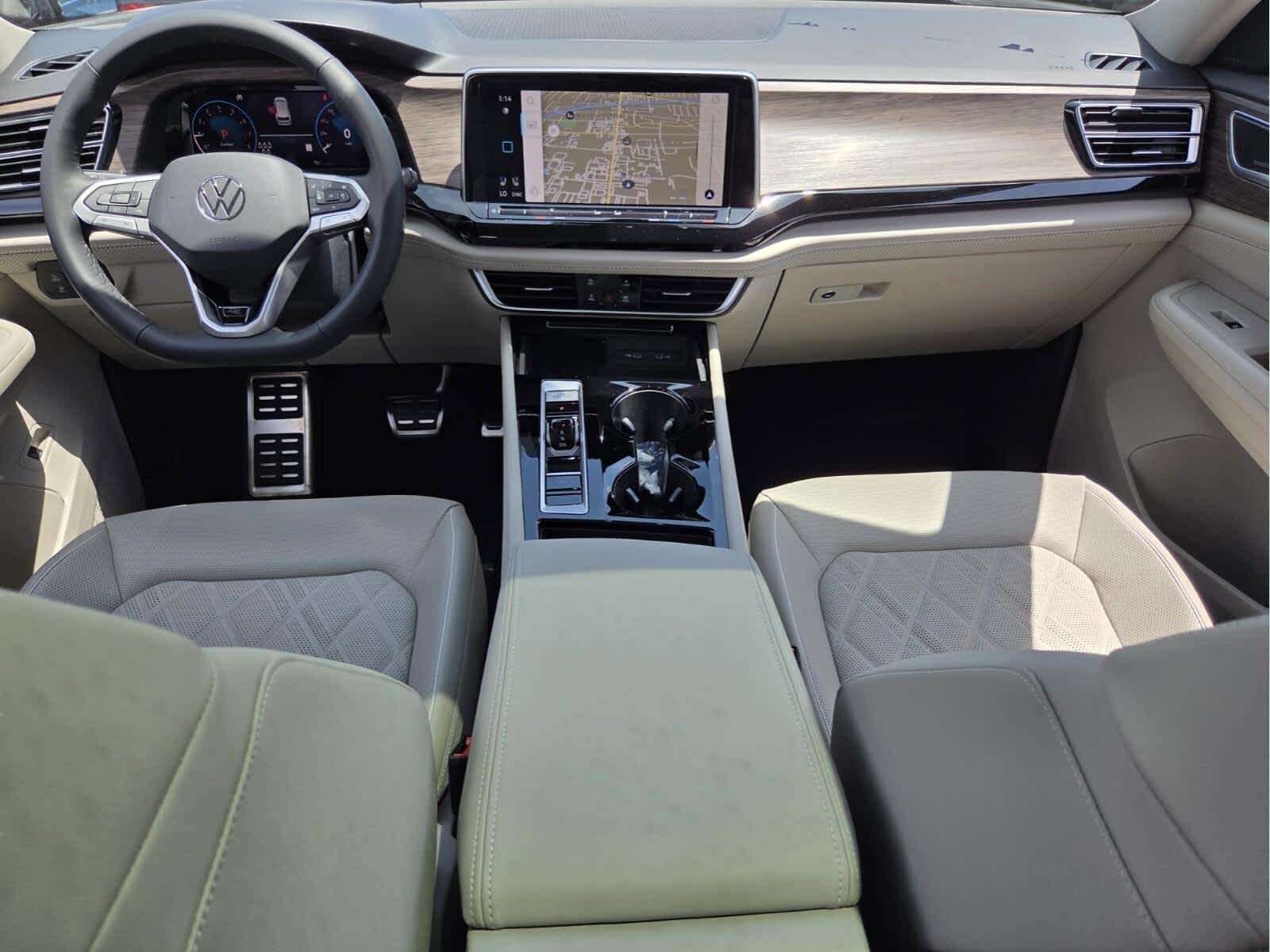 2026 Volkswagen Atlas 2.0T SEL Premium R-Line