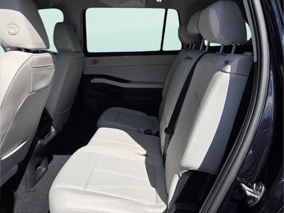 2027 Volkswagen Atlas SE w/Technology