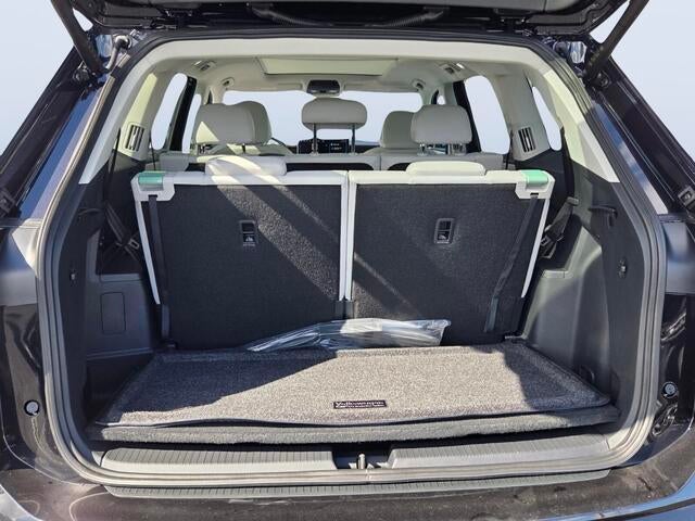 2027 Volkswagen Atlas SE w/Technology