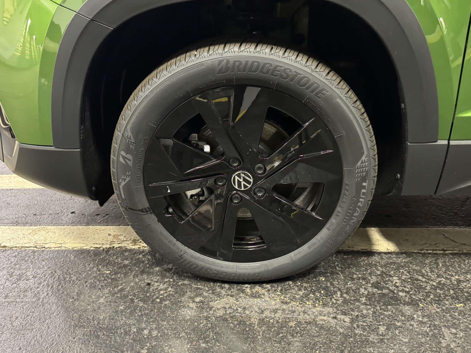 2026 Volkswagen Taos SE Black