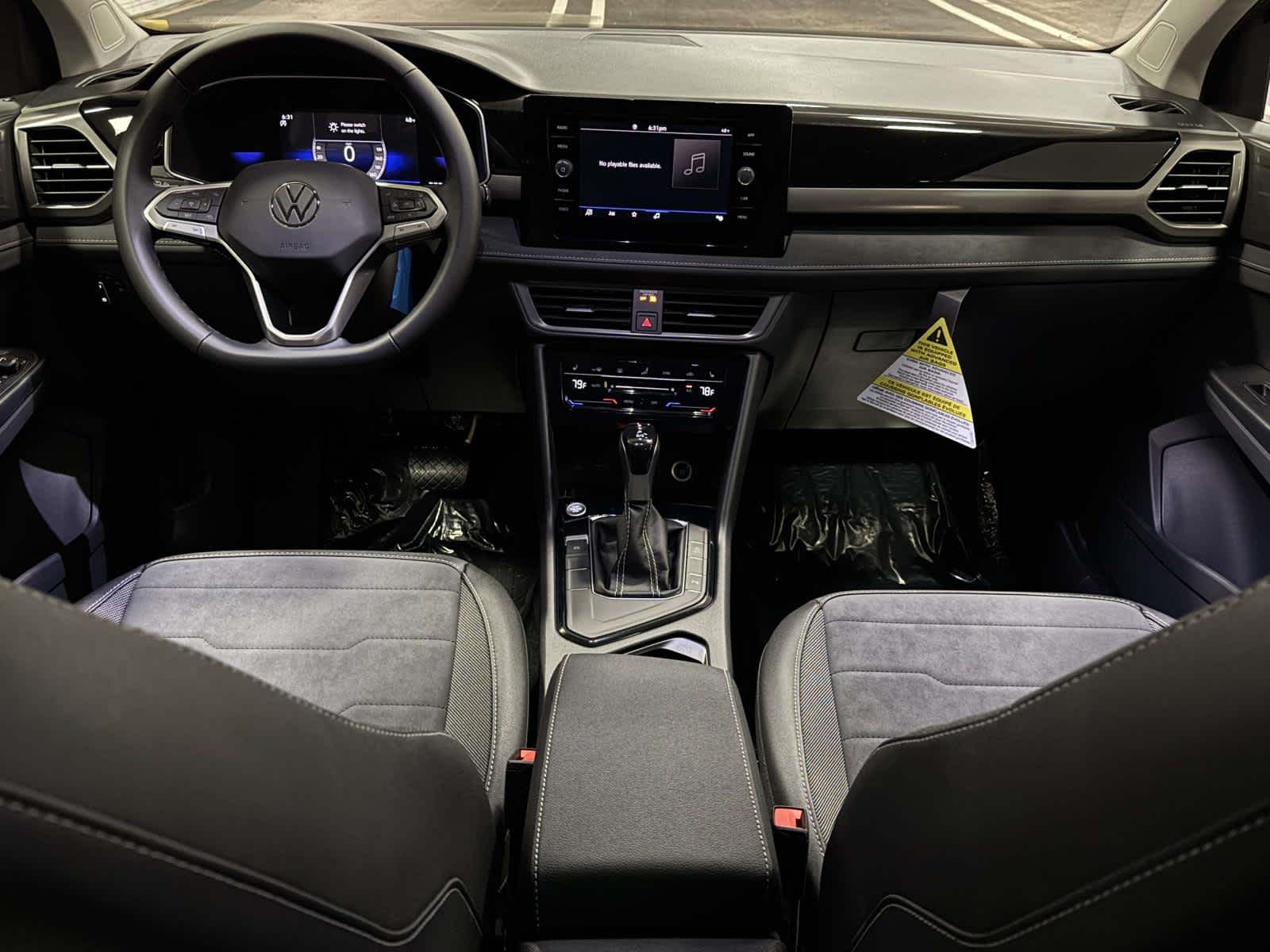 2026 Volkswagen Taos SE Black