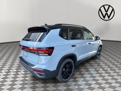 2026 Volkswagen Taos SE Black