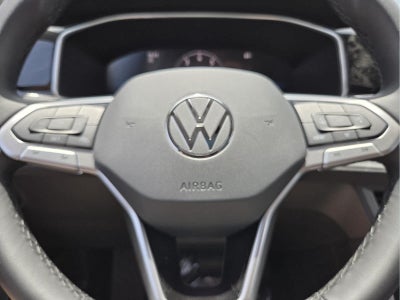 2026 Volkswagen Taos SE Black