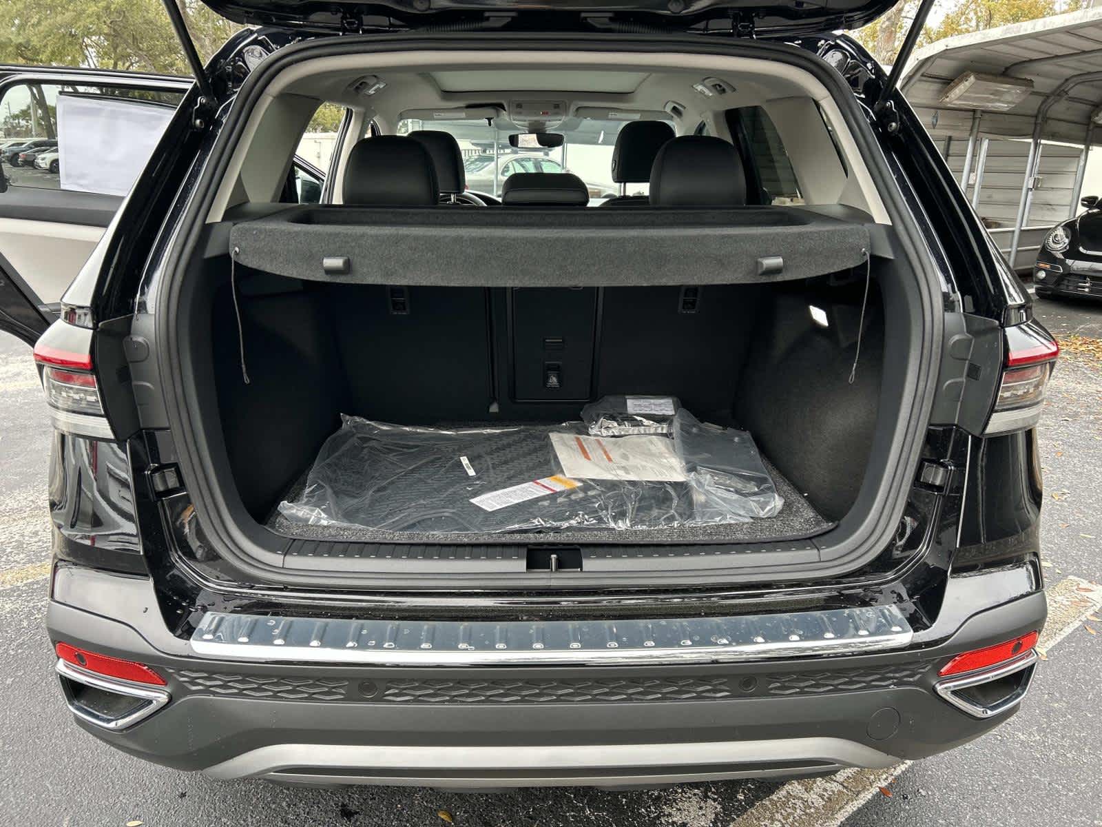 2026 Volkswagen Taos SEL