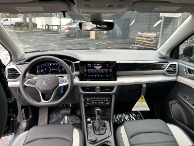 2026 Volkswagen Taos SEL