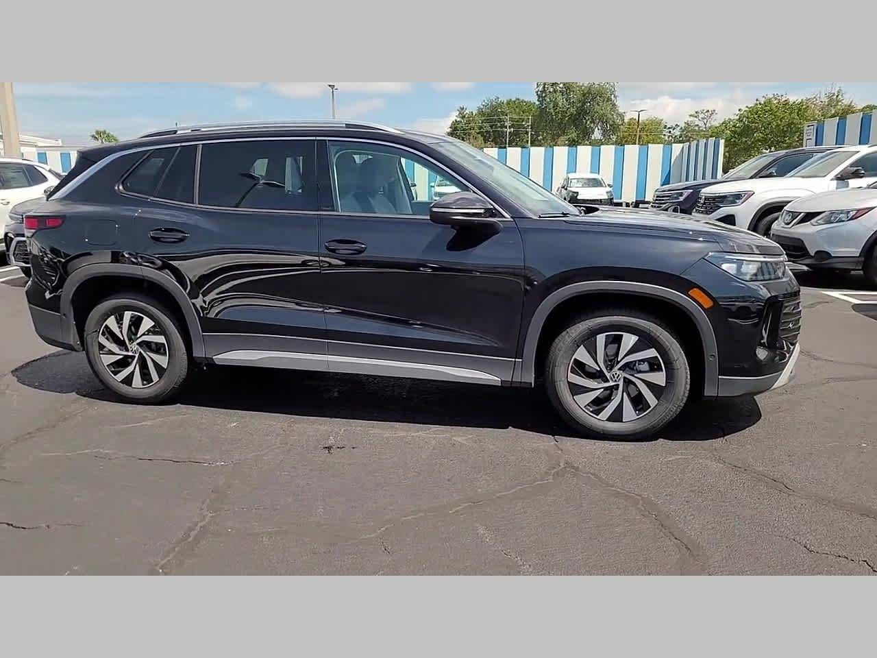 2025 Volkswagen Tiguan S