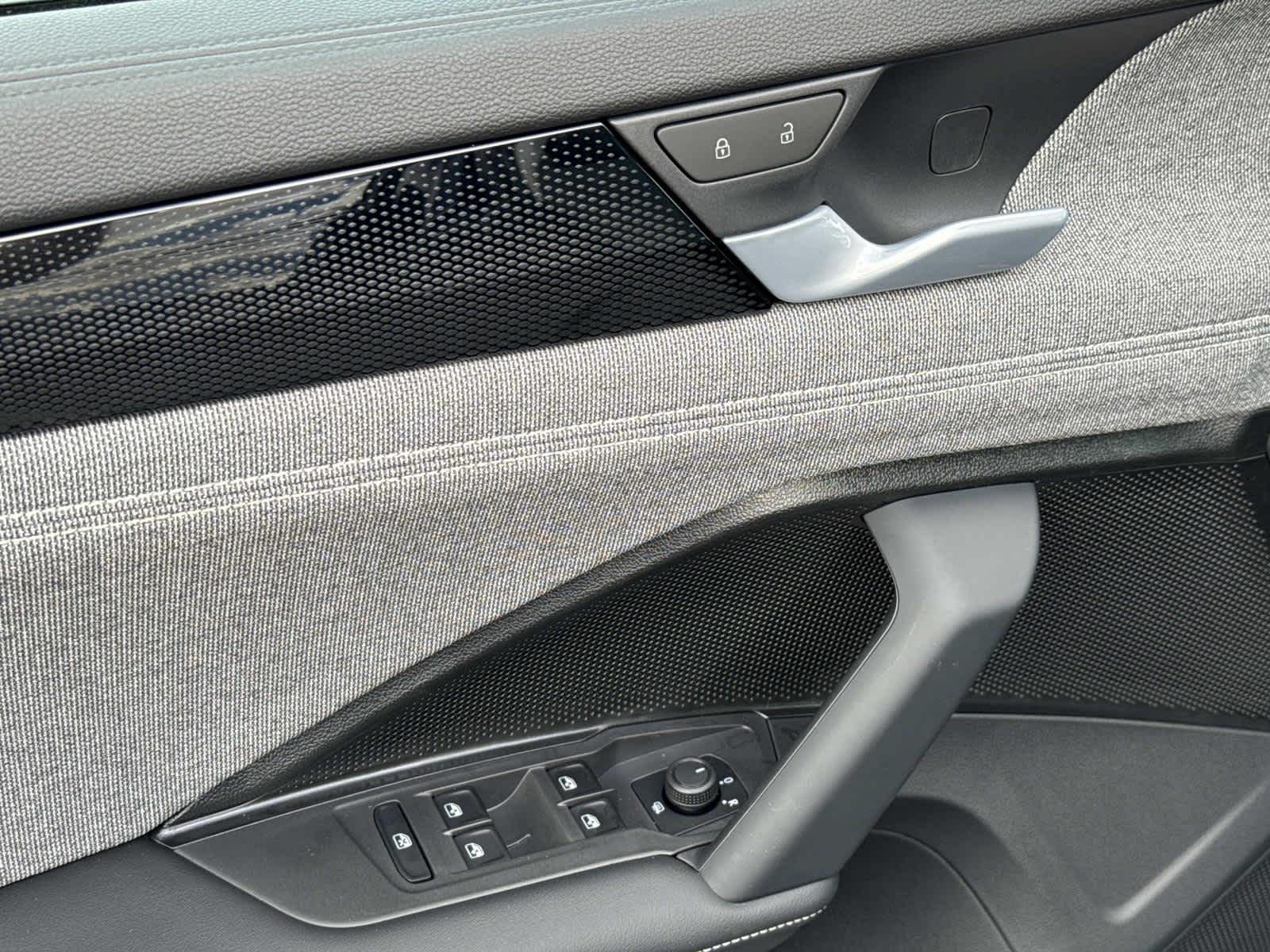 2025 Volkswagen Tiguan S