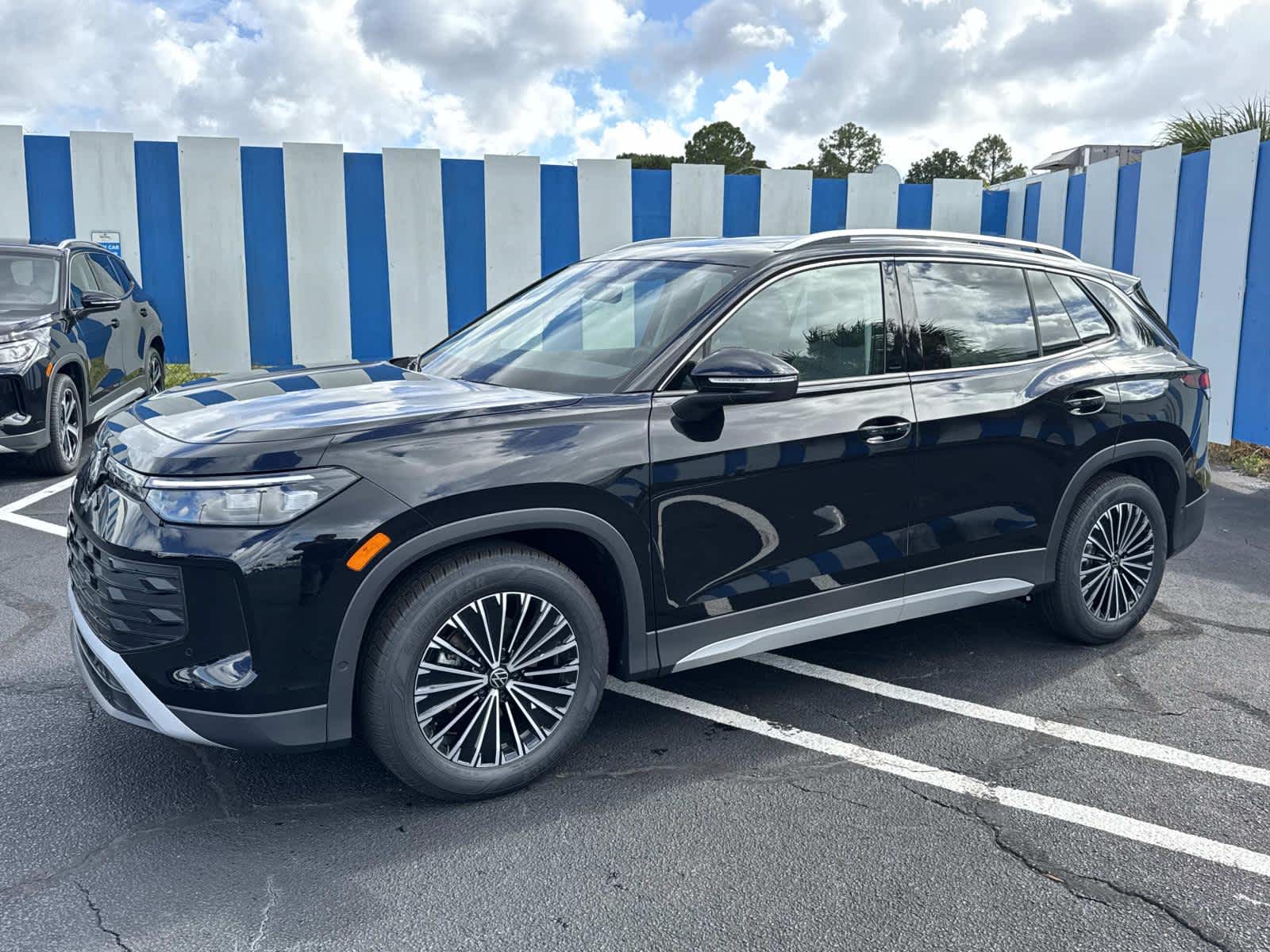 2025 Volkswagen Tiguan S