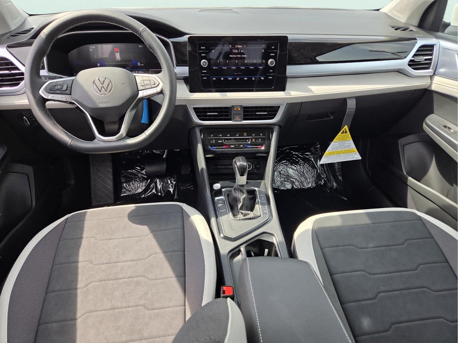 2026 Volkswagen Taos SE