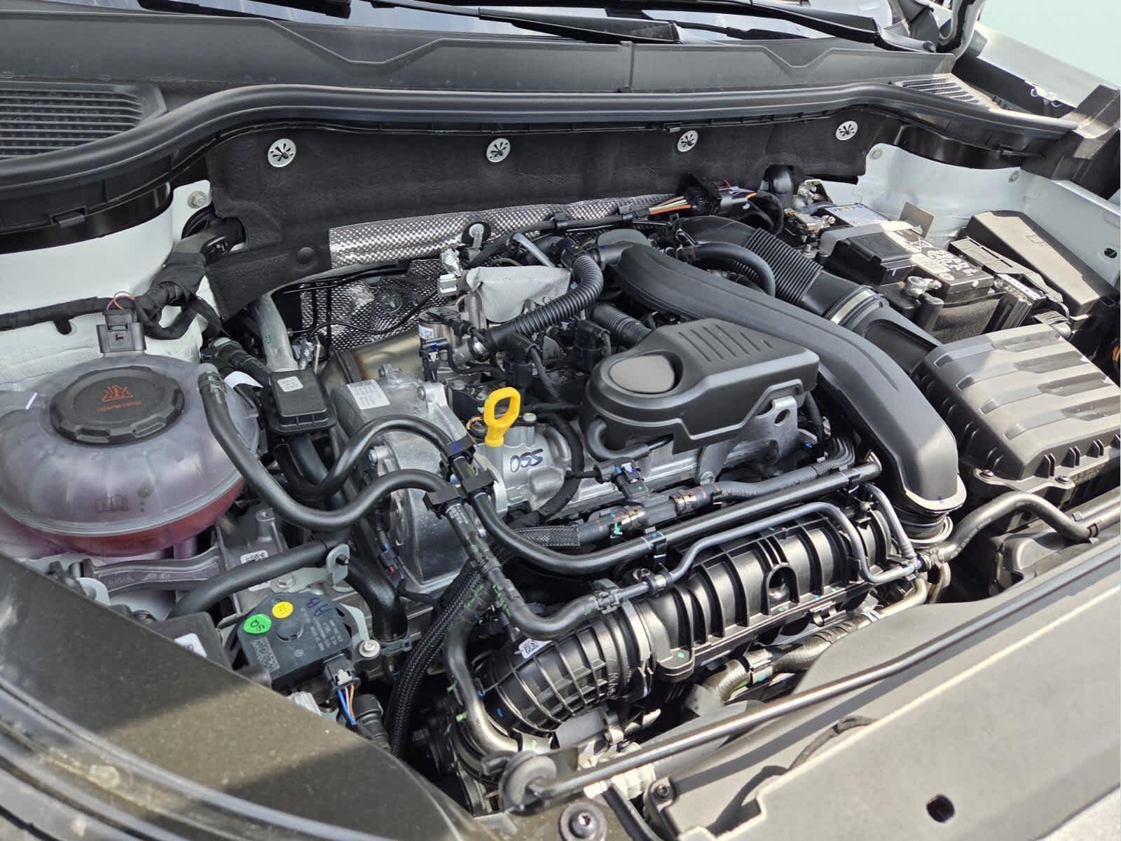 2026 Volkswagen Taos SE