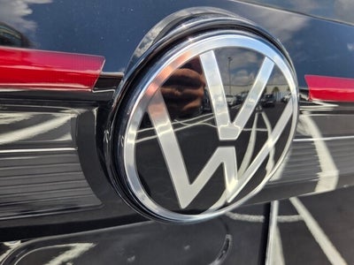 2026 Volkswagen Taos SE