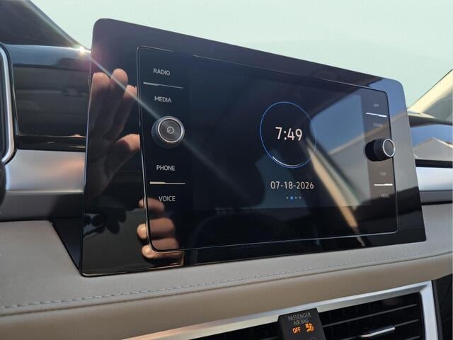 2026 Volkswagen Taos SE