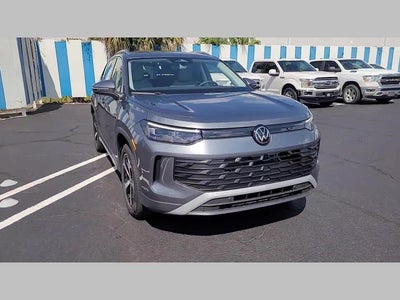 2025 Volkswagen Tiguan SE
