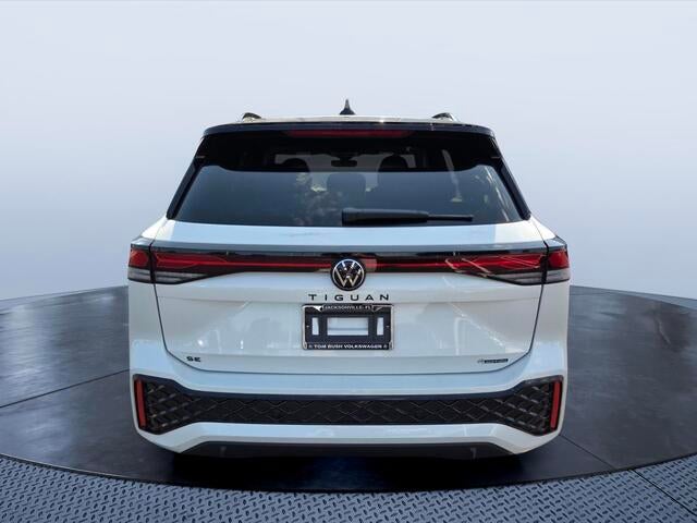 2026 Volkswagen Tiguan SE R-Line Black
