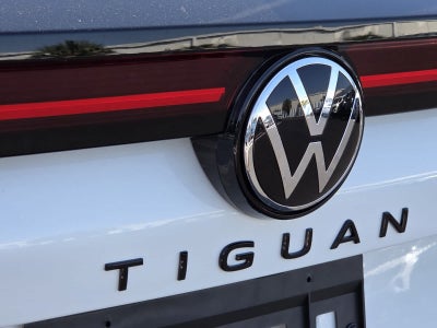 2026 Volkswagen Tiguan SE R-Line Black