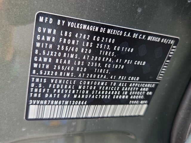 2026 Volkswagen Tiguan SE R-Line Black