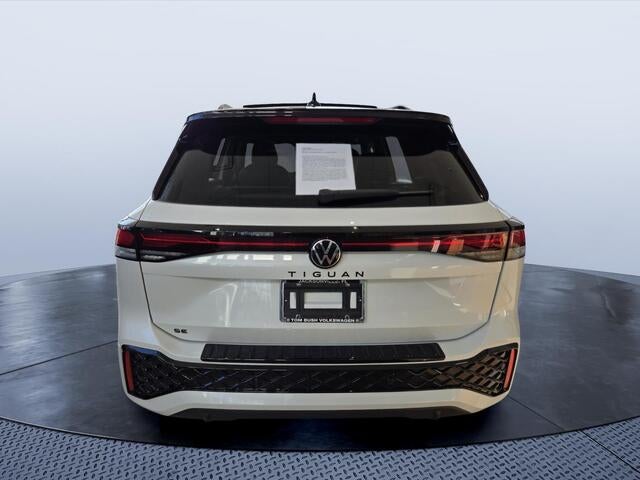 2026 Volkswagen Tiguan SE R-Line Black