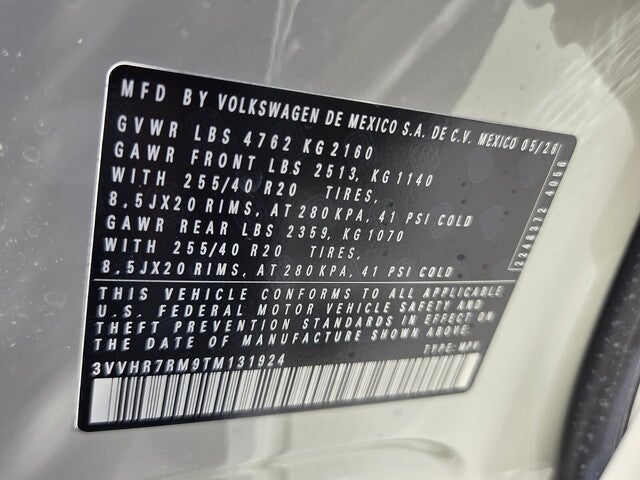 2026 Volkswagen Tiguan SE R-Line Black