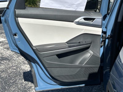 2026 Volkswagen Taos SE