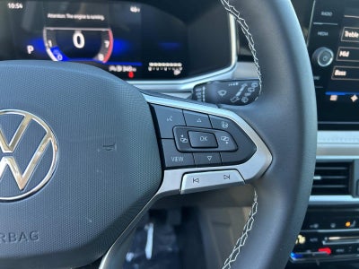 2026 Volkswagen Taos SE