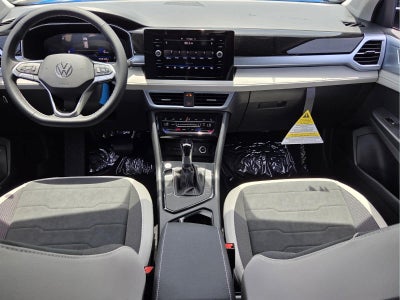 2026 Volkswagen Taos SE