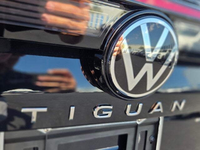 2026 Volkswagen Tiguan SEL R-Line Turbo