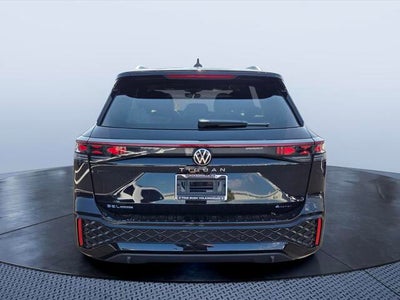2026 Volkswagen Tiguan SEL R-Line Turbo