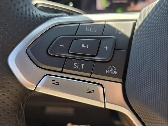 2026 Volkswagen Tiguan SEL R-Line Turbo