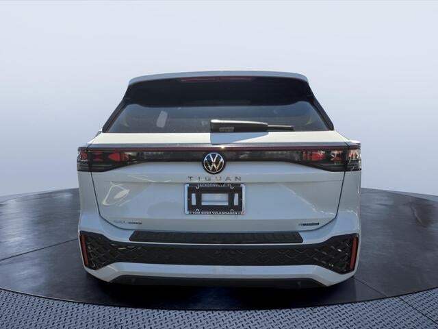 2026 Volkswagen Tiguan SEL R-Line Turbo