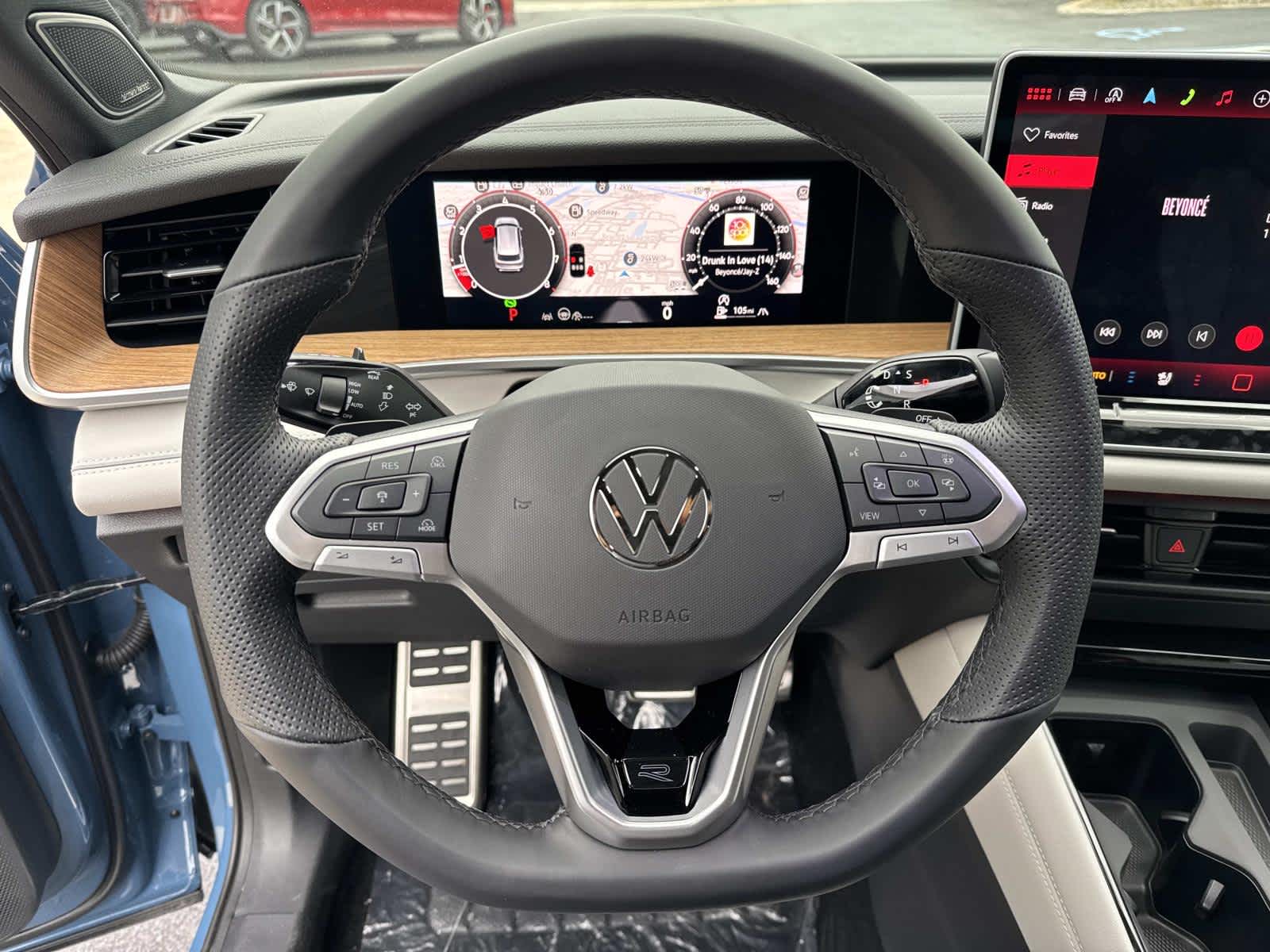 2026 Volkswagen Tiguan SEL R-Line Turbo