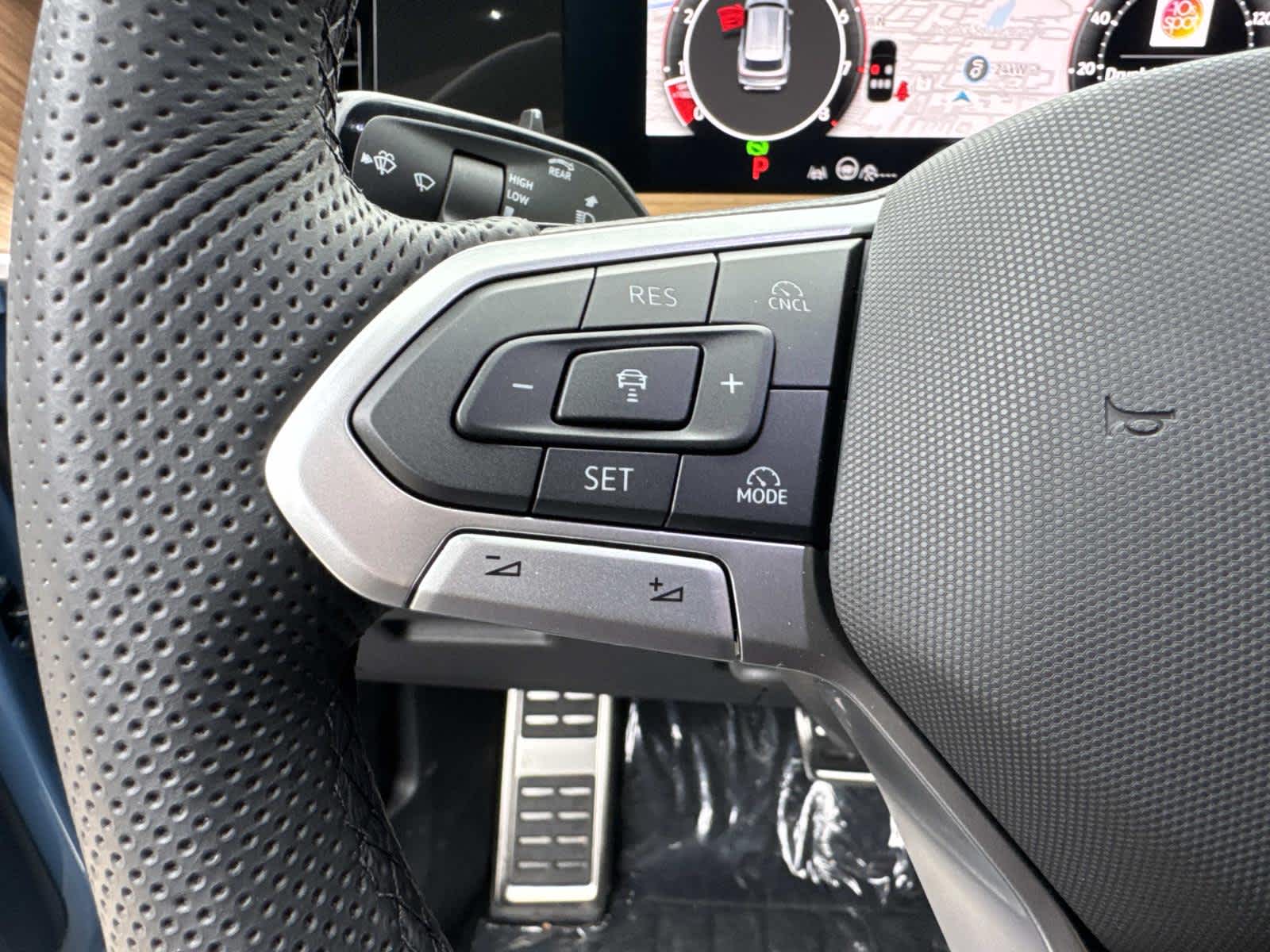 2026 Volkswagen Tiguan SEL R-Line Turbo