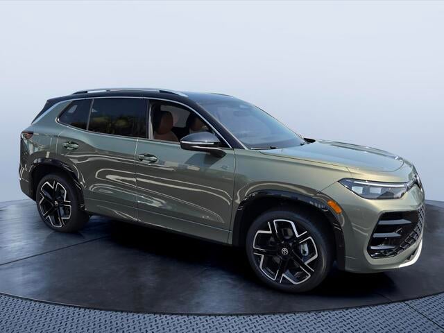 2026 Volkswagen Tiguan SEL R-Line Turbo