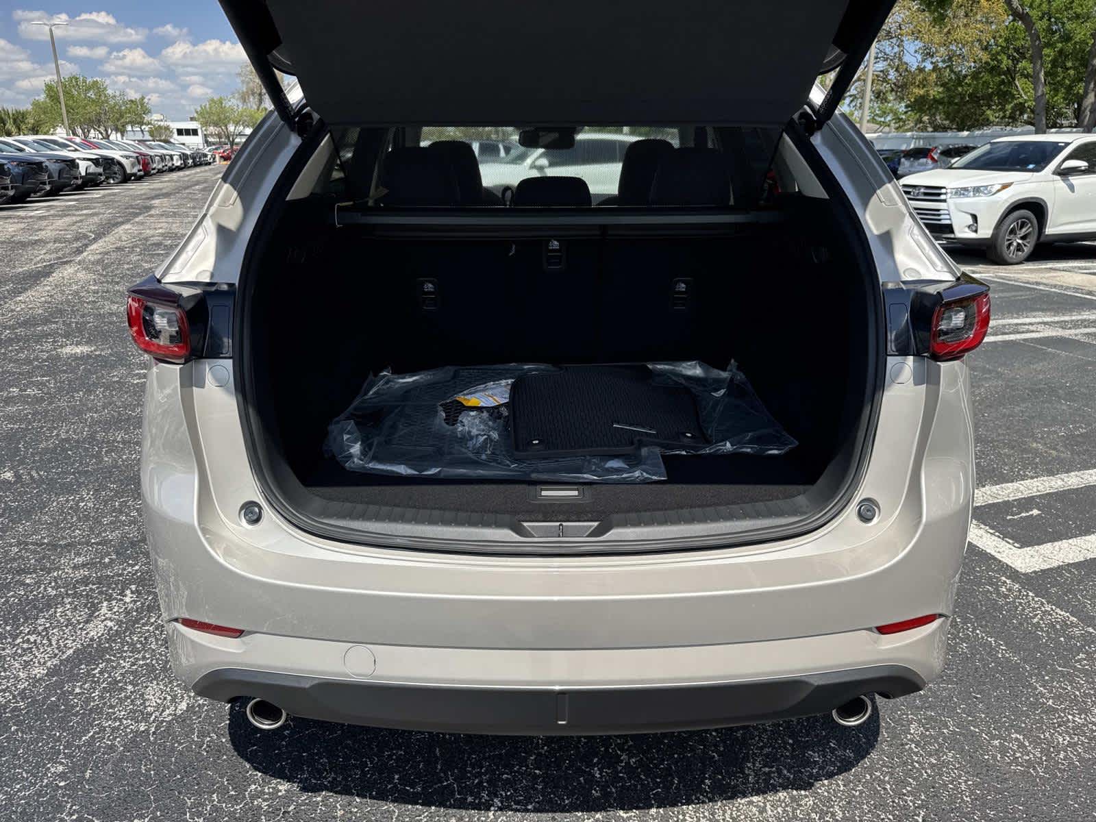 2025 Mazda Mazda CX-5 2.5 S Preferred Package