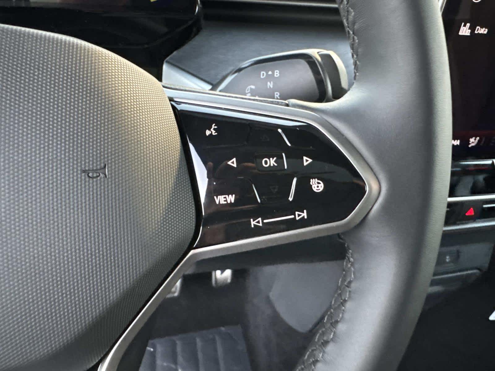 2025 Volkswagen ID. Buzz Pro S Plus