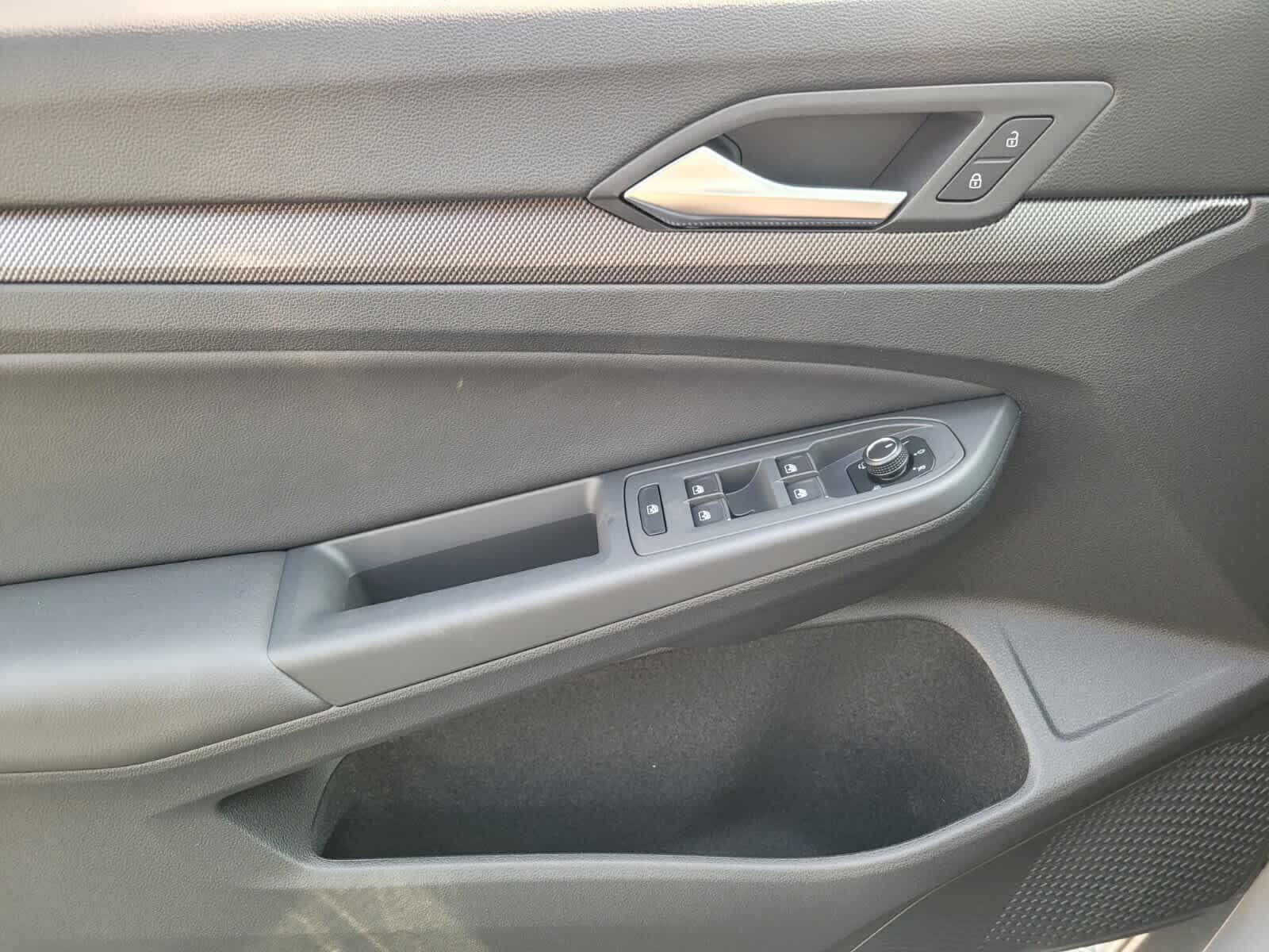 2025 Volkswagen Golf GTI SE