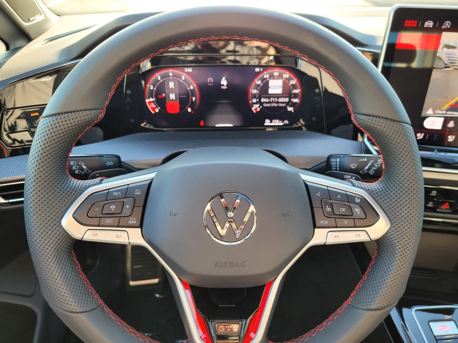 2025 Volkswagen Golf GTI SE