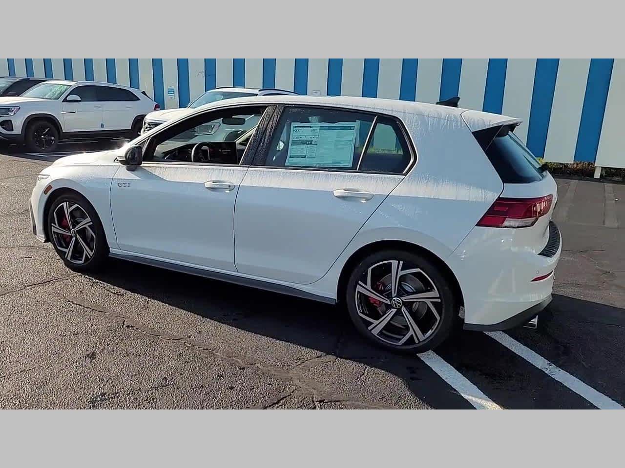 2025 Volkswagen Golf GTI SE