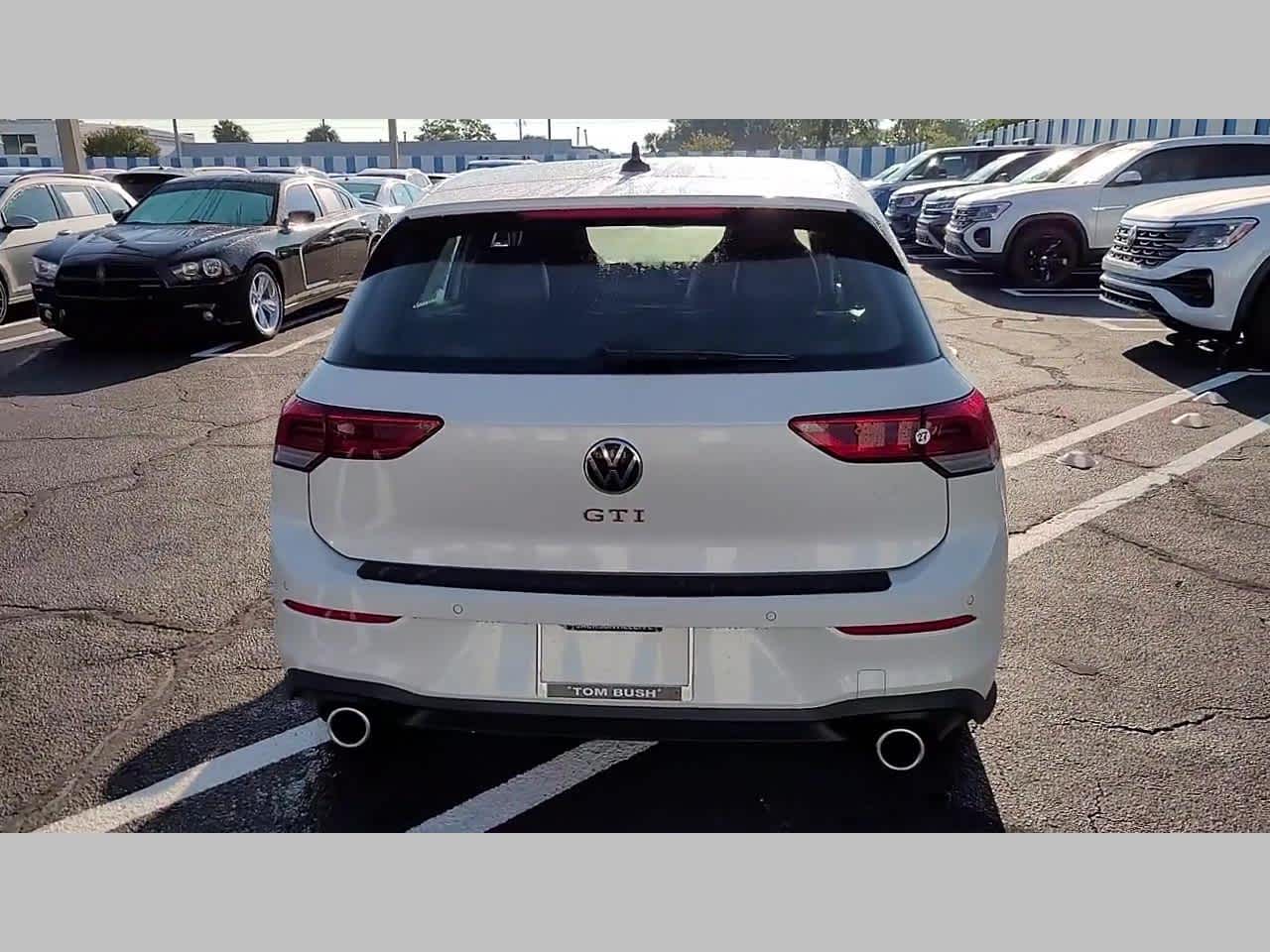 2025 Volkswagen Golf GTI SE