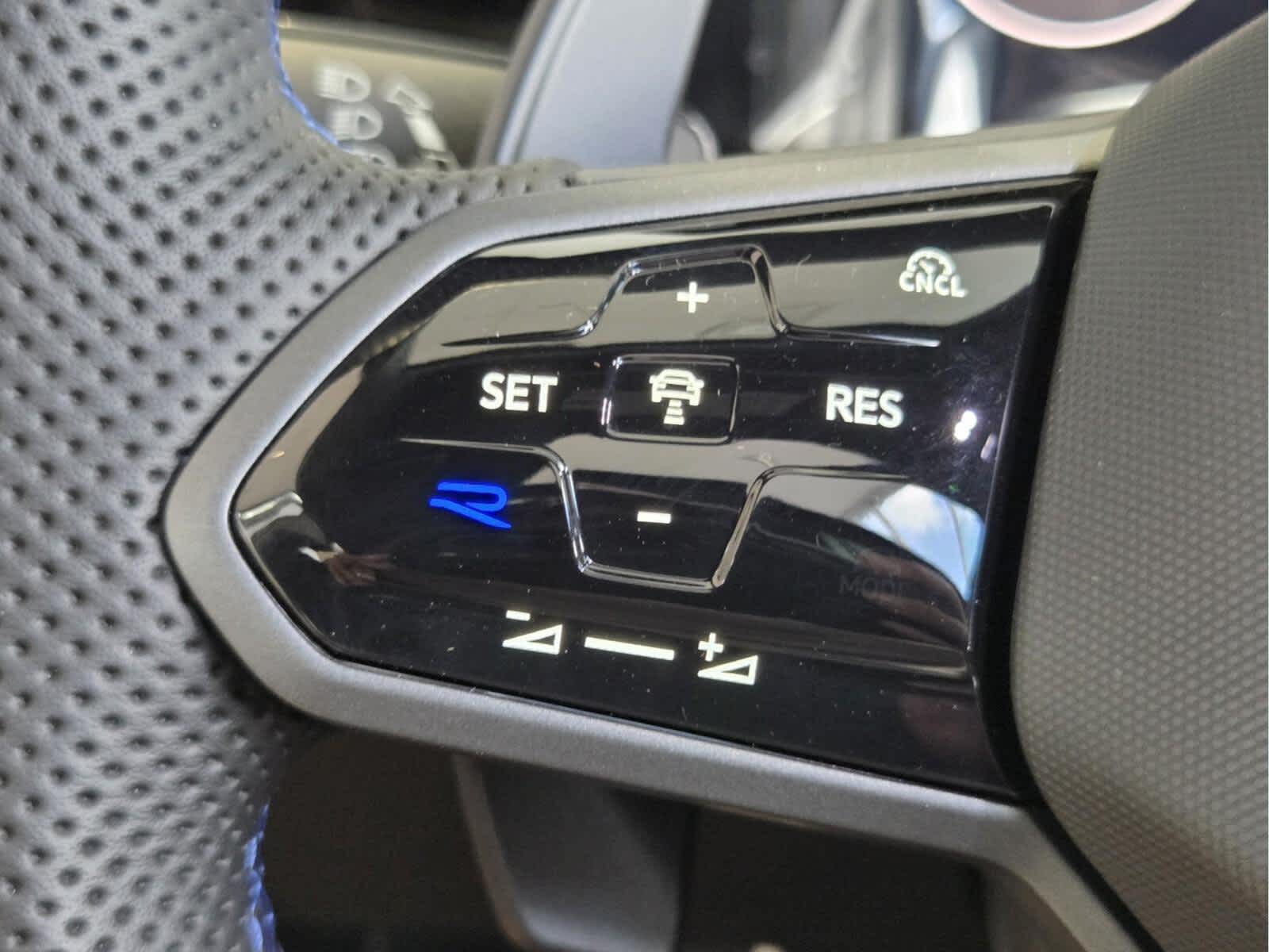 2026 Volkswagen Golf R 2.0T DSG