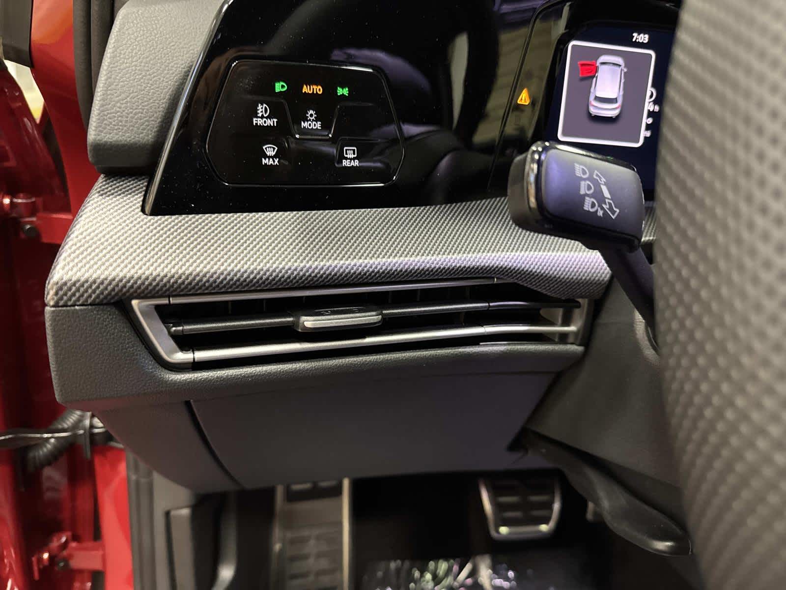 2026 Volkswagen Golf GTI SE