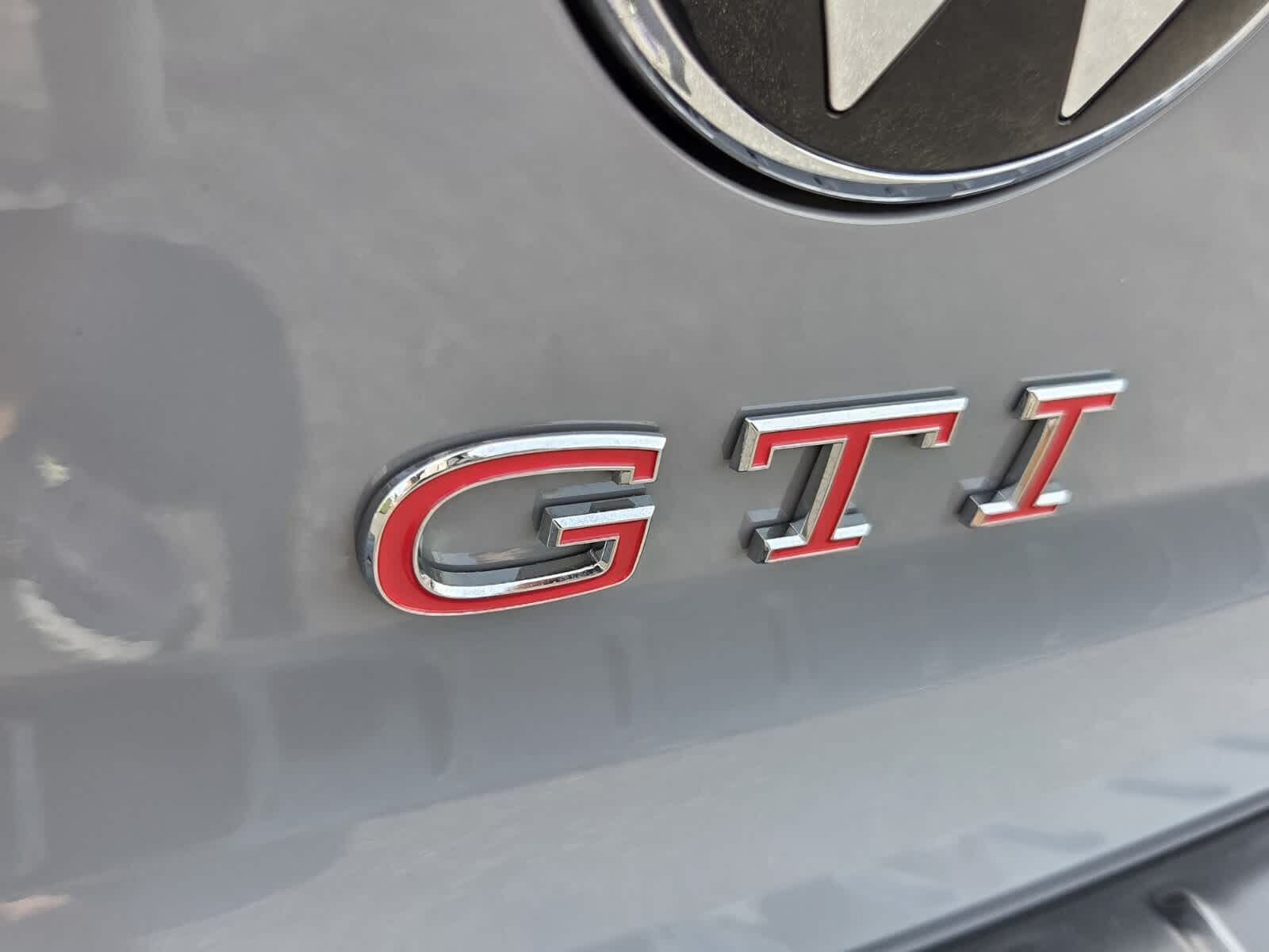 2026 Volkswagen Golf GTI SE