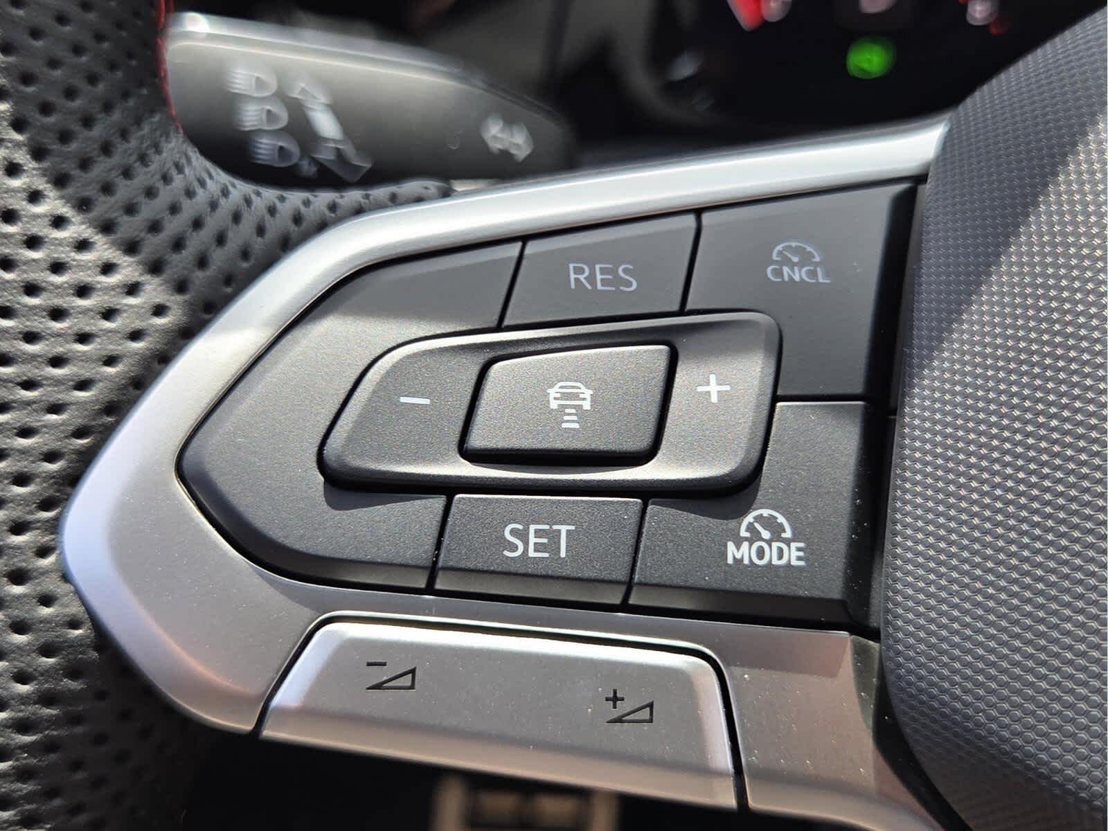 2026 Volkswagen Golf GTI SE
