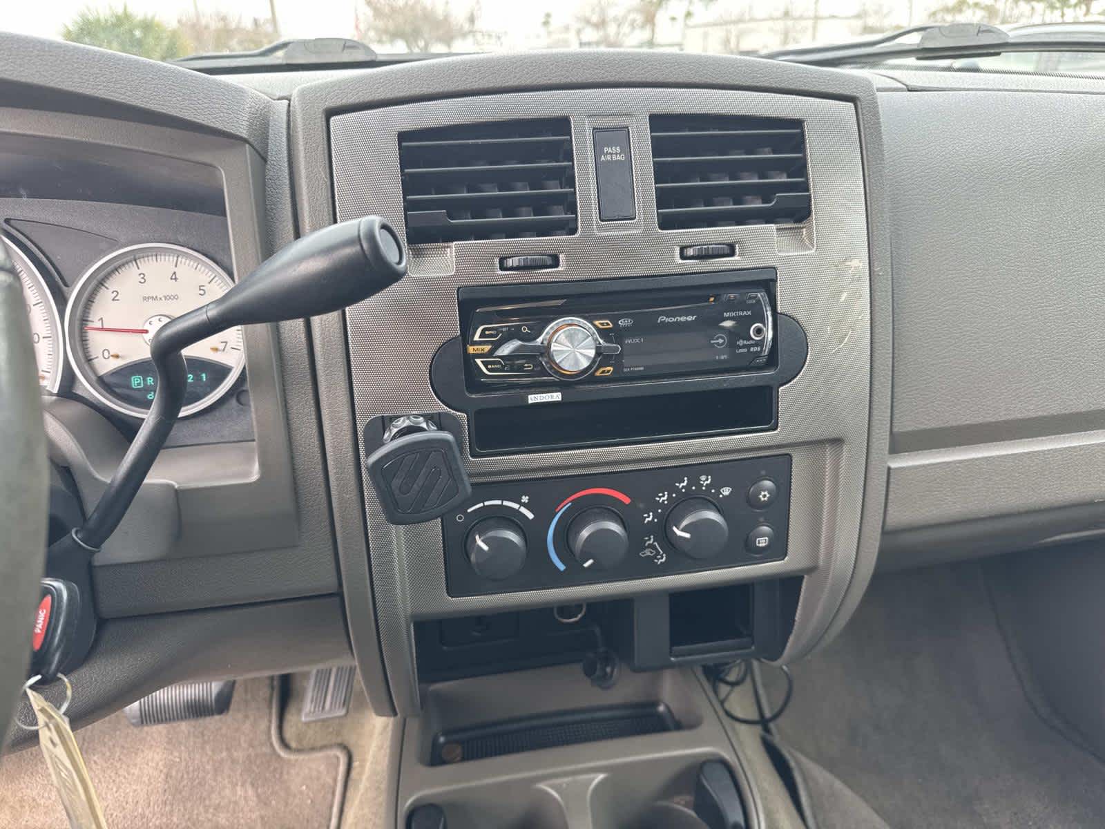 2007 Dodge Dakota SLT