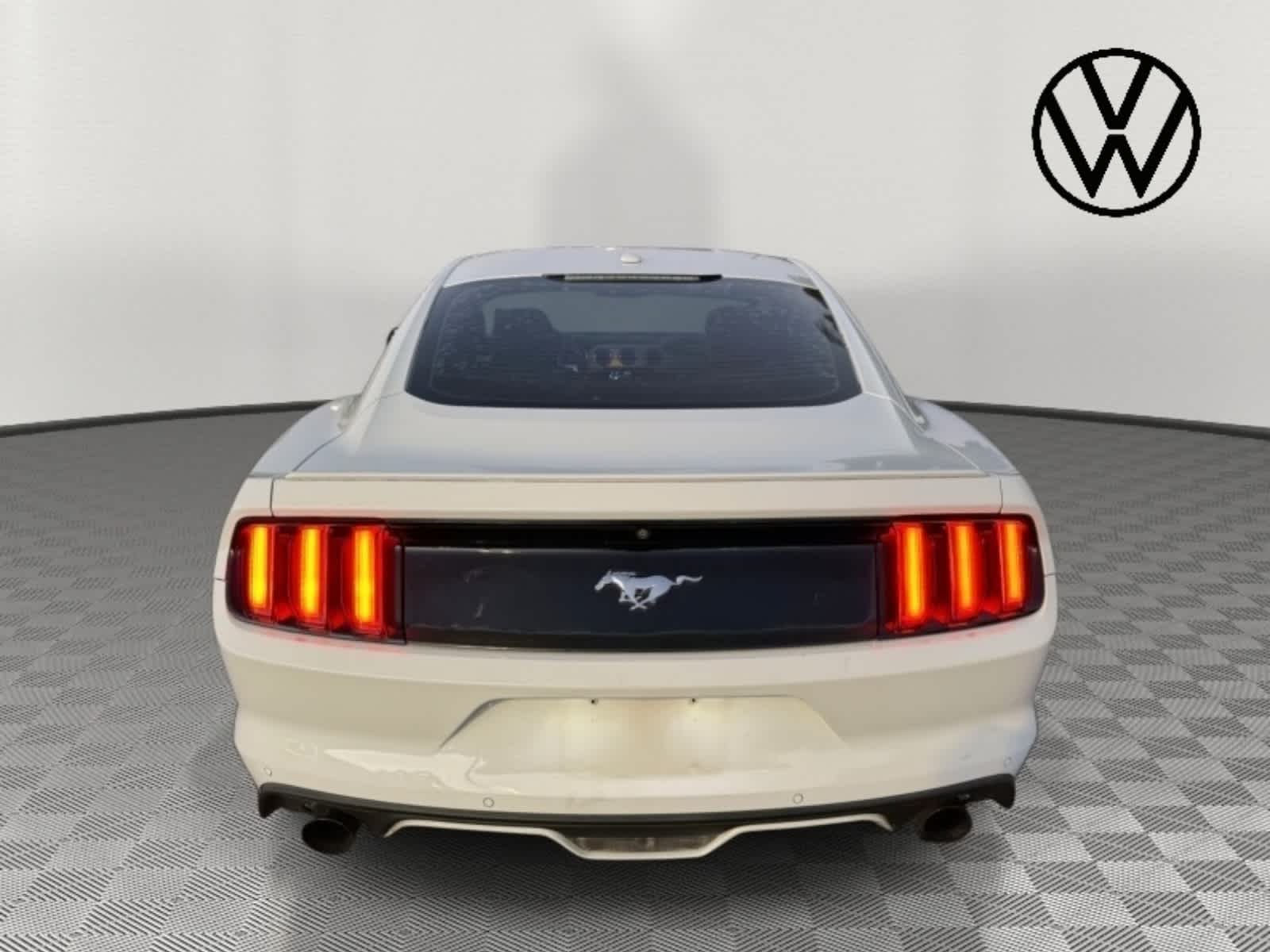 2016 Ford Mustang EcoBoost Premium